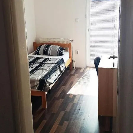 Apartment Ema *