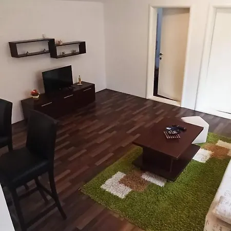 Apartment Ema *